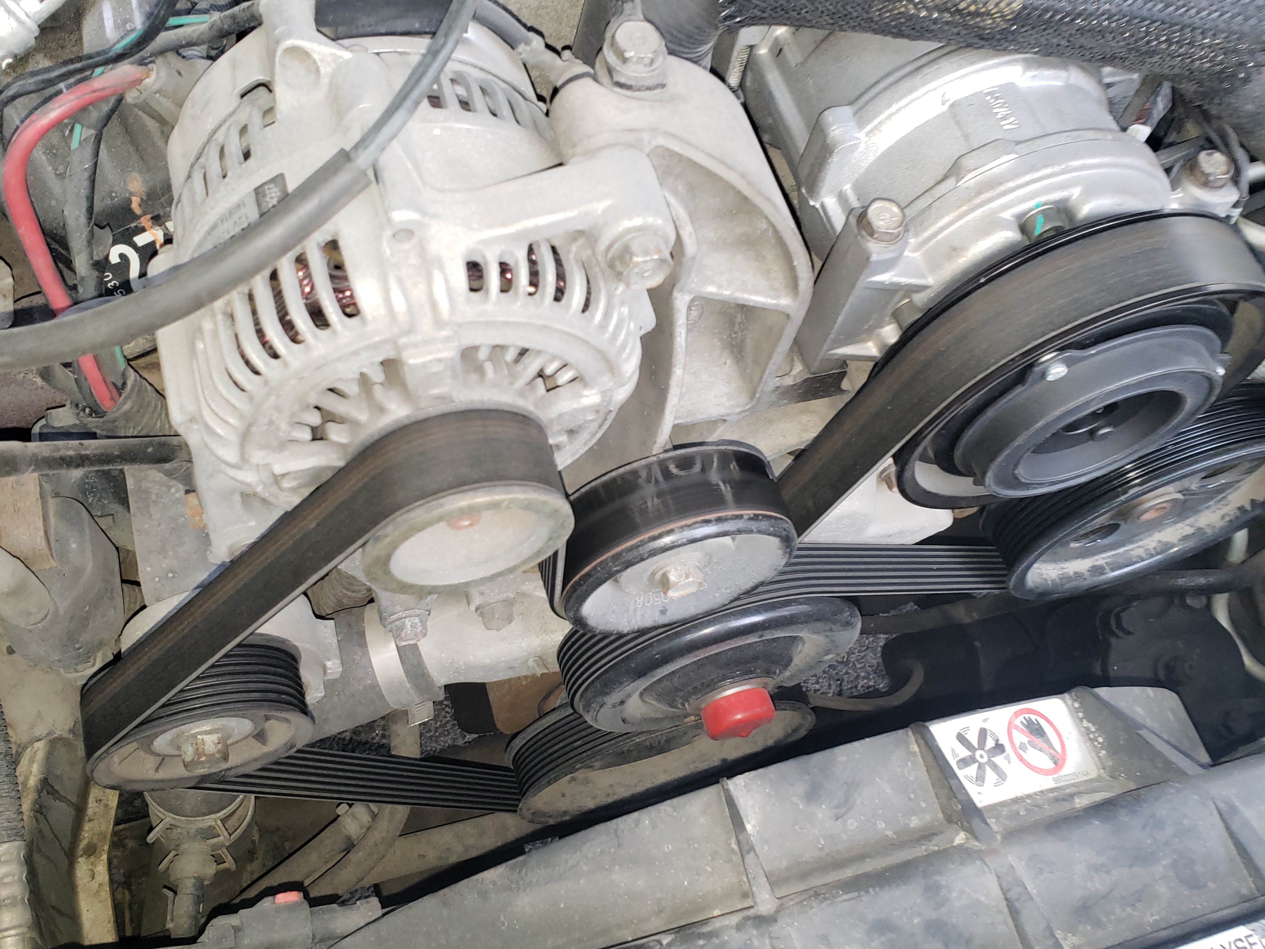 Engine bay — serpentine belt and accessories